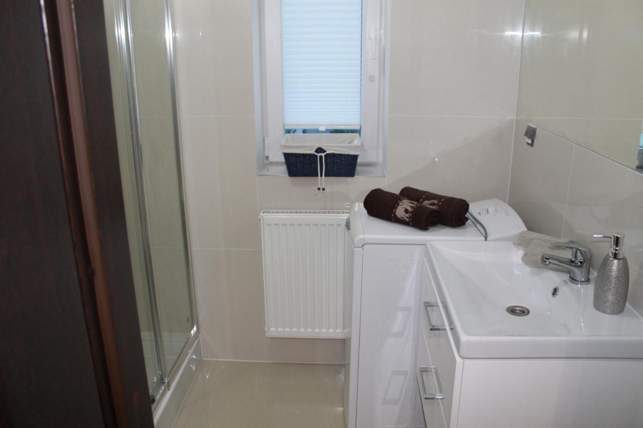 Appartamento Apartament Antoniukowska 60 Białystok Esterno foto